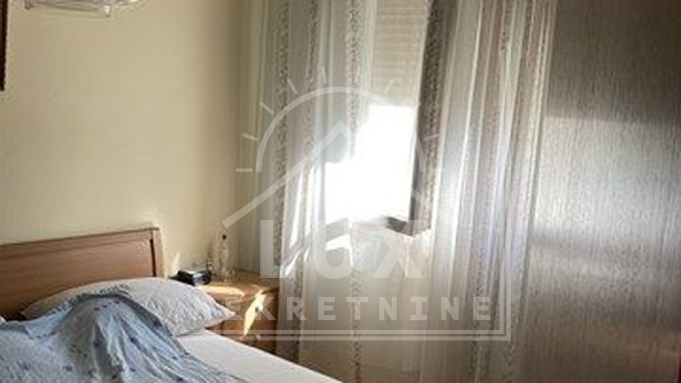 Comfortable one-room apartment, Zadar, Bulevar, sea view