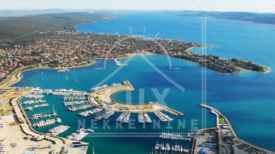Building land 699 m2, Sukošan near Zadar, 500 meters from the sea