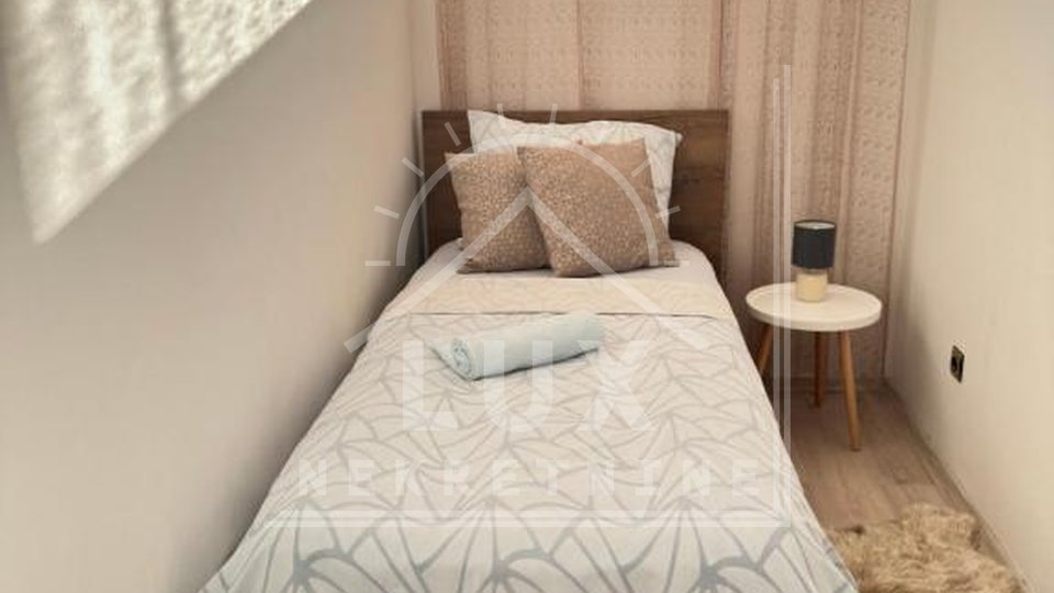 Die Wohnung, zwei Schlafzimmer, Zadar, Relja, hervorragend für den Tourismus