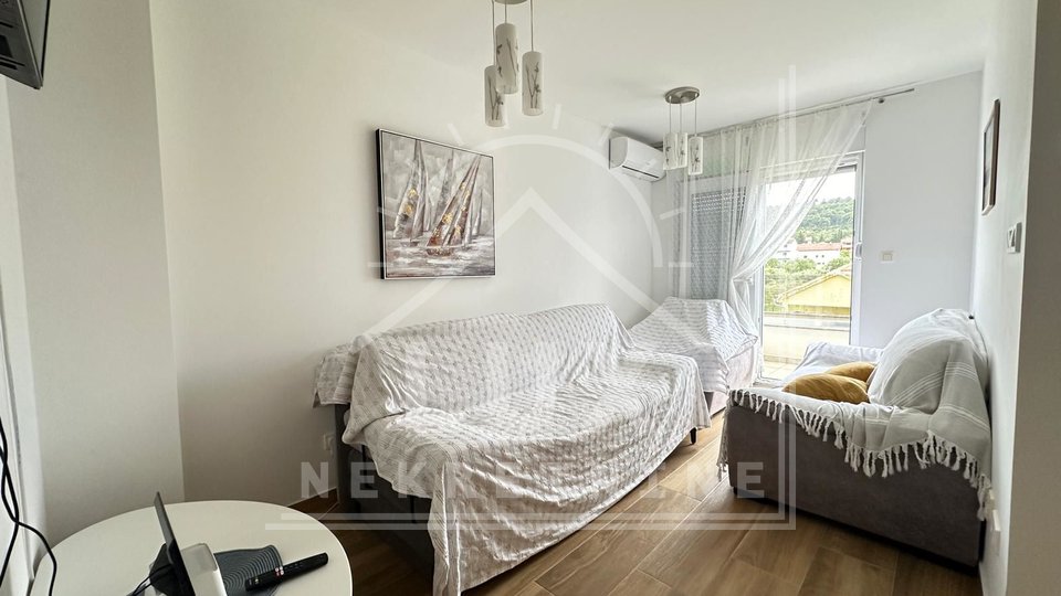 Zweistöckige Wohnung, drei Schlafzimmer, Insel Pašman, Kraj, zu verkaufen