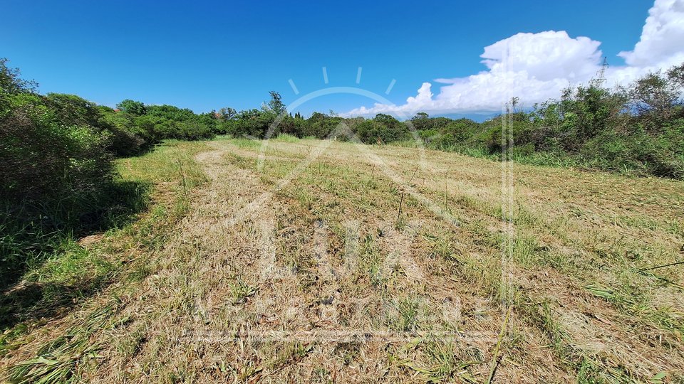 Građevinsko zemljište pravilnog oblika, pov. 940 m2, Zadar (Bokanjac)