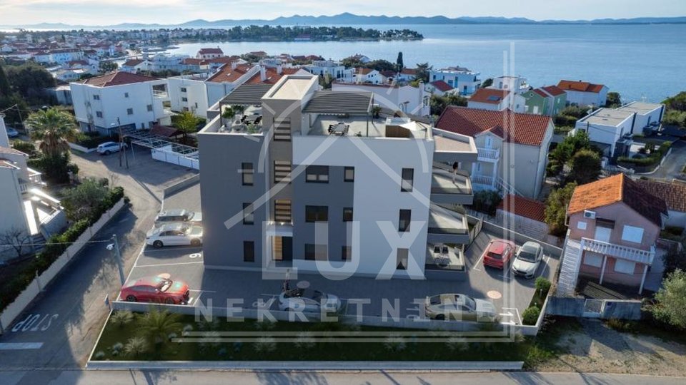 Luxury penthouse on the 2nd floor, Petrčane near Zadar, with a sea view