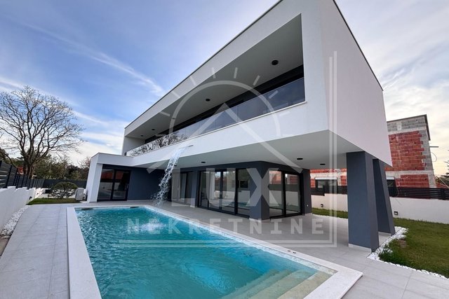 Modern villa with heated pool, Zaton near Zadar, NEW BUILDING