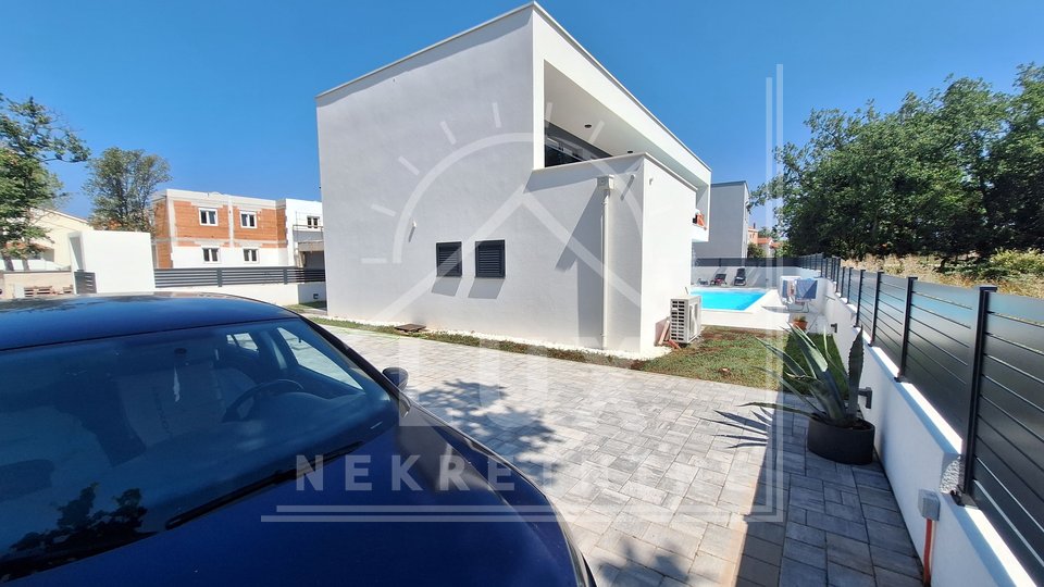 Modern villa with heated pool, Zaton near Zadar, NEW BUILDING