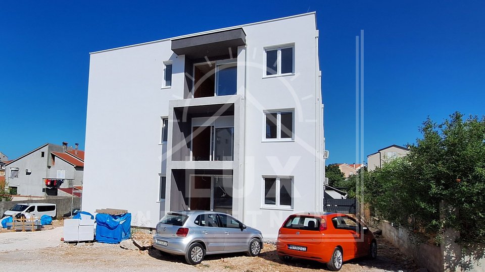 Die Wohnung, Zadar, Neubau