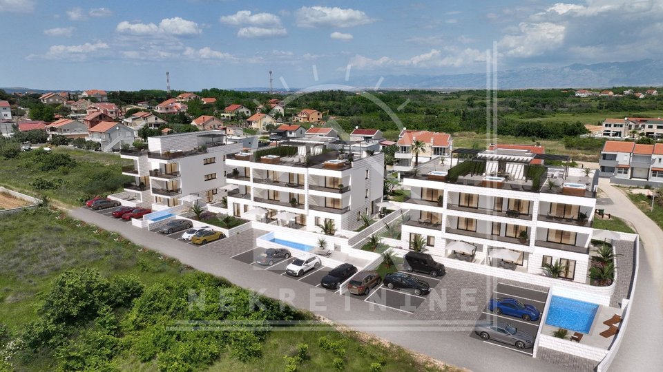 Dvosoban penthouse na 2. katu s krovnom terasom, Privlaka nedaleko Zadra, NOVOGRADNJA