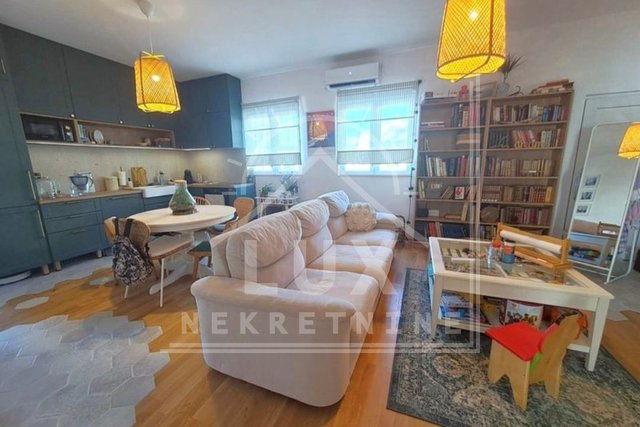 Three-room apartment with garden, Zadar (Belafuža)