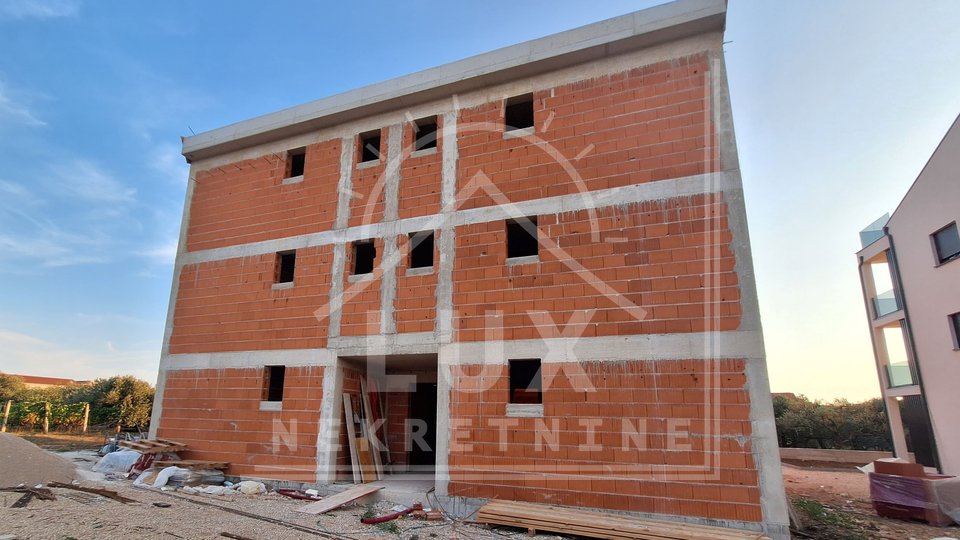 Die Wohnung im Erdgeschoss mit Garten, Biograd na moru, Neubau