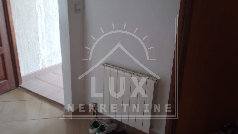 Detached house, two-story building, pov. 260 m2, Podgradina near Novigrad