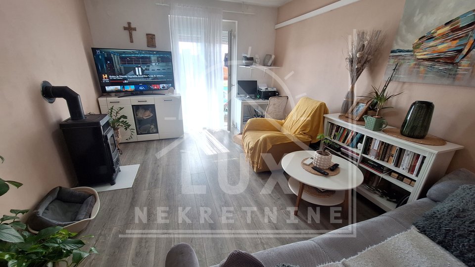 Two-room apartment in a great city location, Zadar (Jazine II)