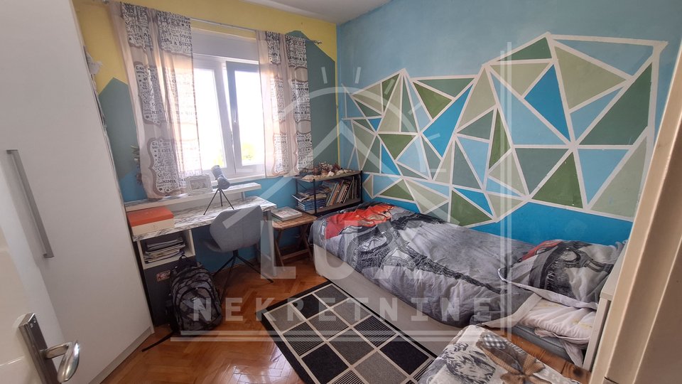 Two-room apartment in a great city location, Zadar (Jazine II)