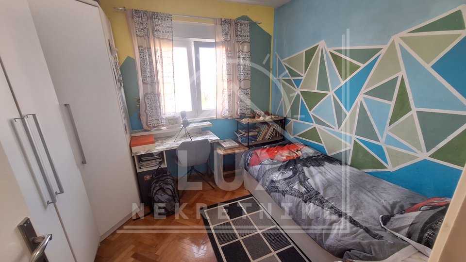 Two-room apartment in a great city location, Zadar (Jazine II)