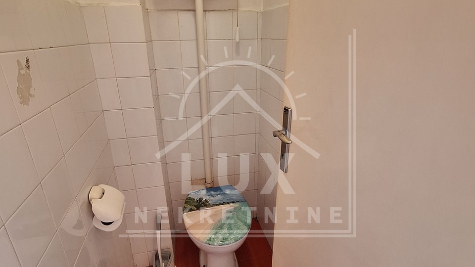 Two-room apartment in a great city location, Zadar (Jazine II)