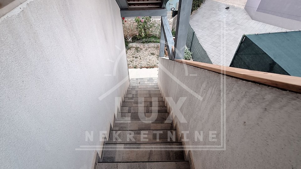 Three-room apartment with garden, Zadar (Belafuža)