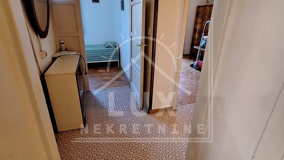 Two-room apartment in a great location, Zadar (Voštarnica)