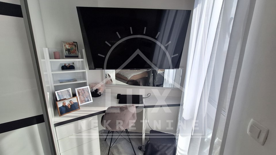 Luxuriously decorated two-room apartment with a roof terrace, Zadar (Plovanija) NEW CONSTRUCTION