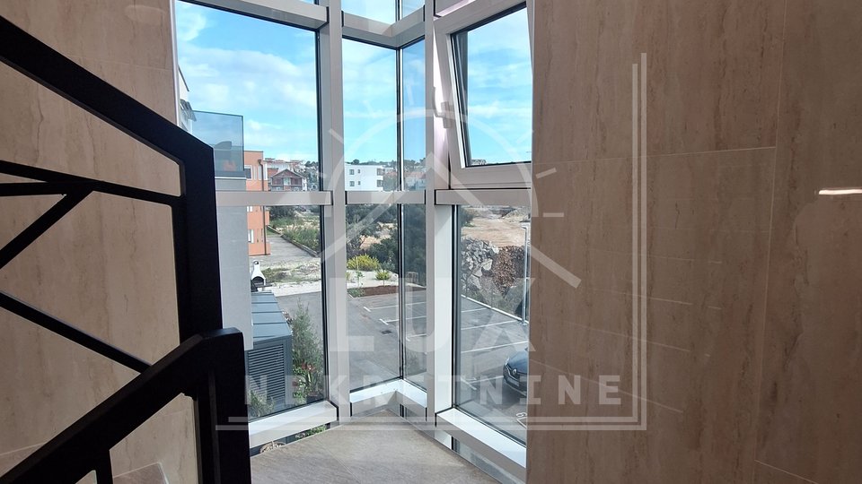 Luxuriously decorated two-room apartment with a roof terrace, Zadar (Plovanija) NEW CONSTRUCTION