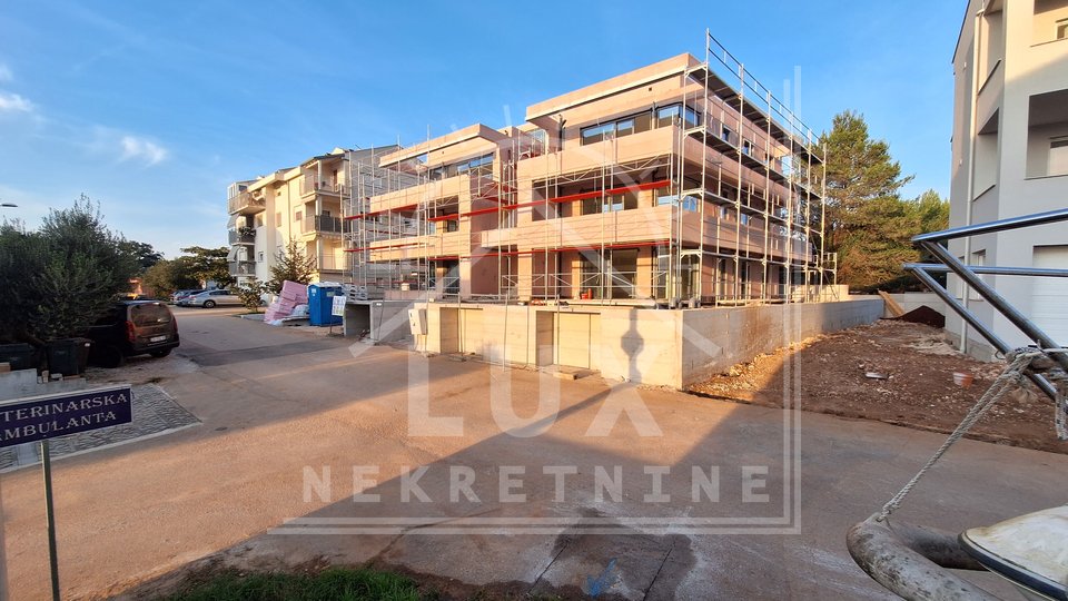 Luksuzan trosoban penthouse s krovnom terasom, Zadar, Diklo, NOVOGRADNJA