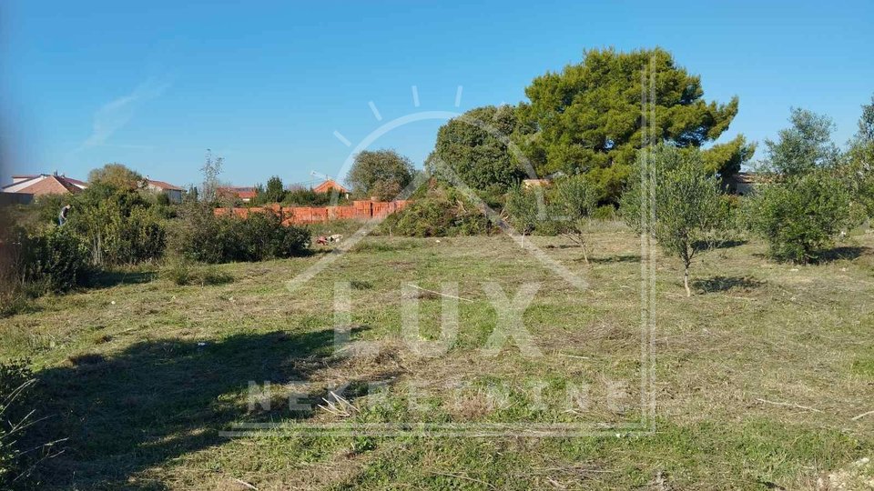 Building plot of regular shape, district 500 m2, Debeljak near Zadar