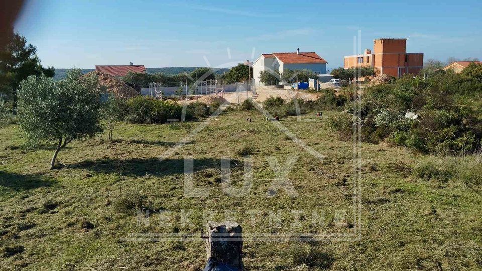 Building plot of regular shape, district 500 m2, Debeljak near Zadar