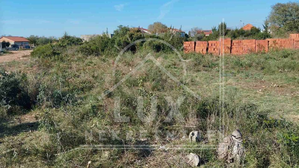 Building plot area 746 m2, Debeljak near Zadar