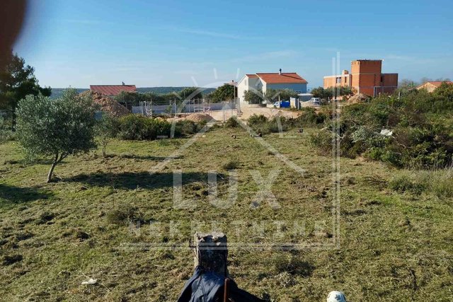 Building plot area 1099 m2, Debeljak near Zadar