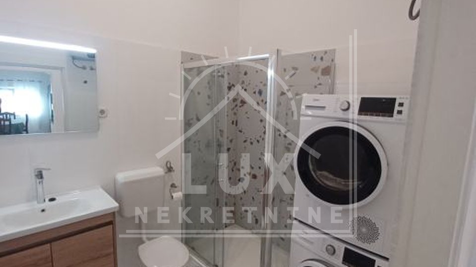 Renovated two-bedroom apartment area 89.36 m2, two-bedroom, Zadar (Novi Bokanjac)