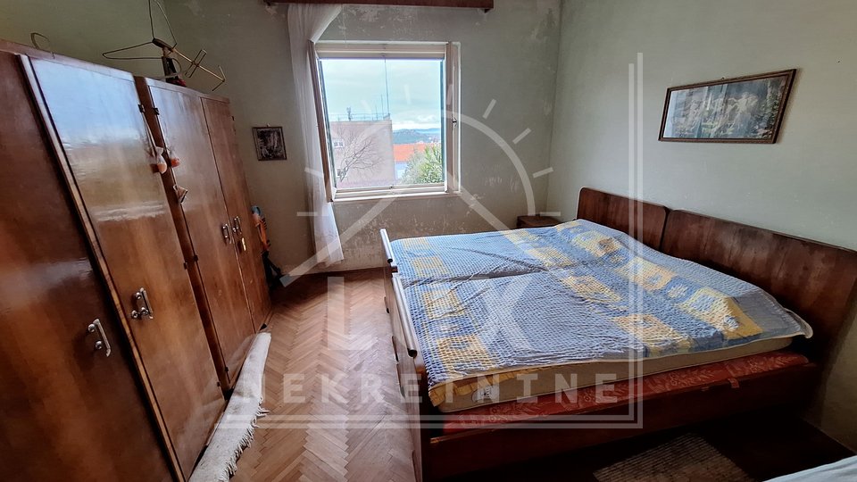 Comfortable one-bedroom apartment area 60 m2, Šibenik (Škopinac) WITH A SEA VIEW