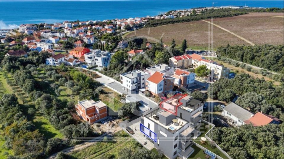 Dvosobni penthouse s strešno teraso, Petrčane pri Zadru, NOVOGRADNJA